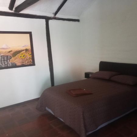 Quinta Los Eucaliptos Hotel Quito Luaran gambar