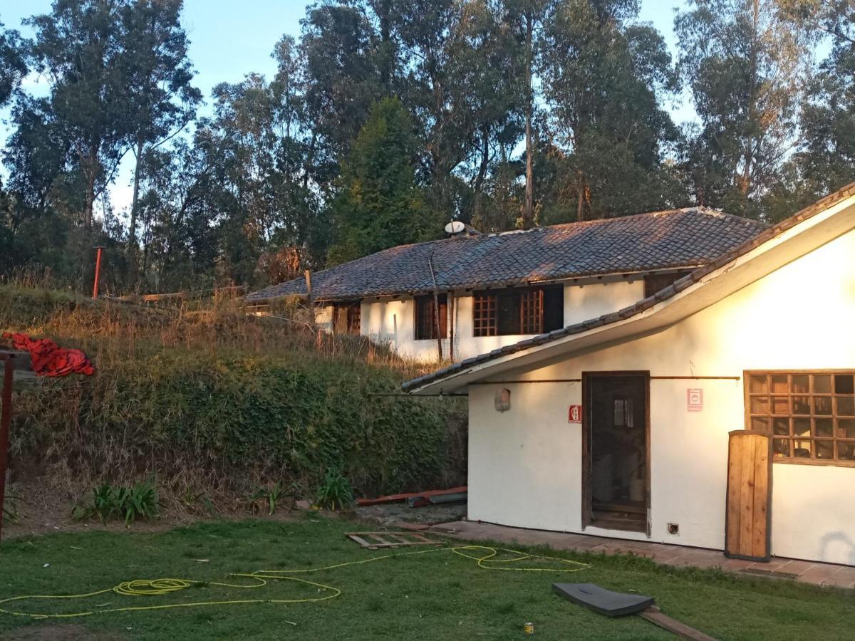 Quinta Los Eucaliptos Hotel Quito Luaran gambar